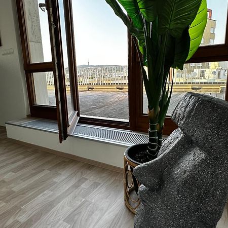 Luxury Penthouse At The Historical Centre With Free Parking Apartment Bratislava Bagian luar foto
