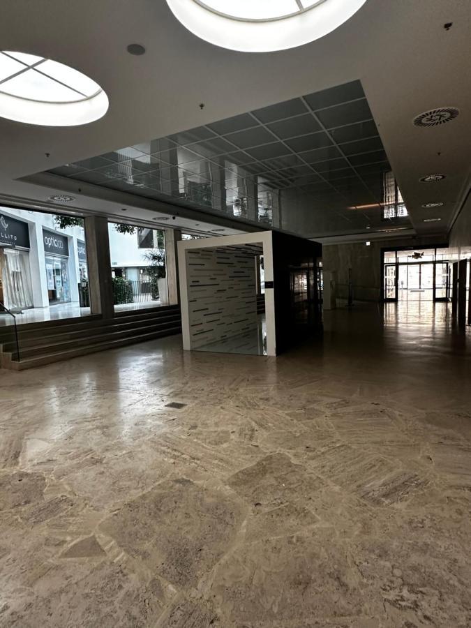 Luxury Penthouse At The Historical Centre With Free Parking Apartment Bratislava Bagian luar foto