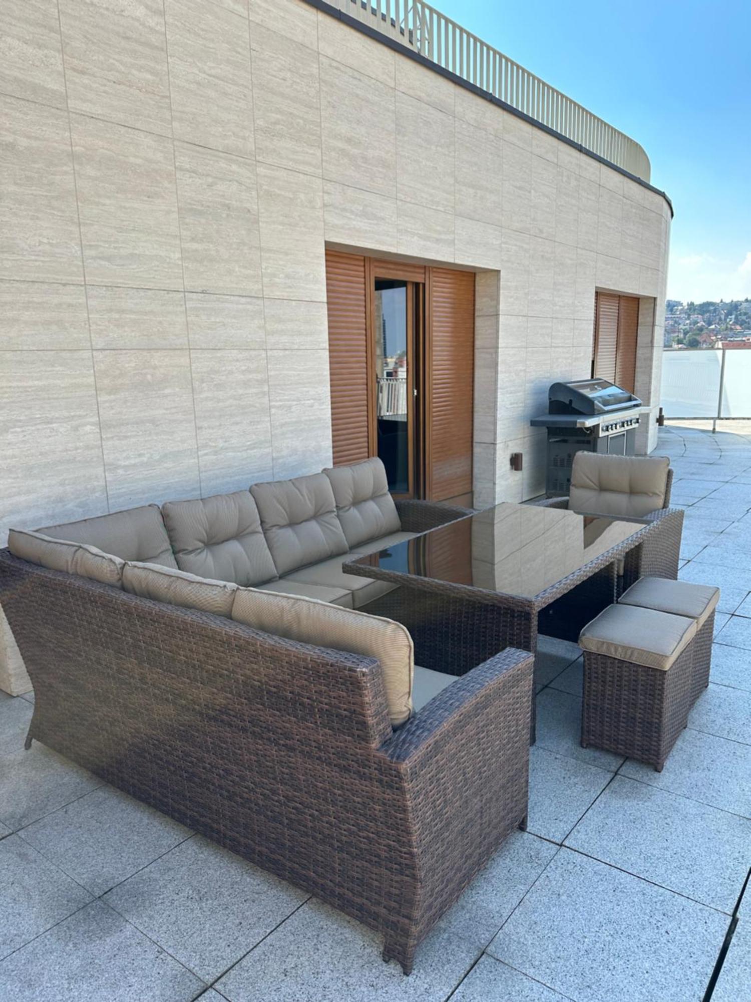 Luxury Penthouse At The Historical Centre With Free Parking Apartment Bratislava Bagian luar foto